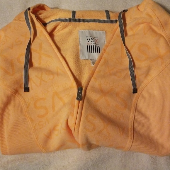 Victoria secret sport jacket - Picture 5 of 5